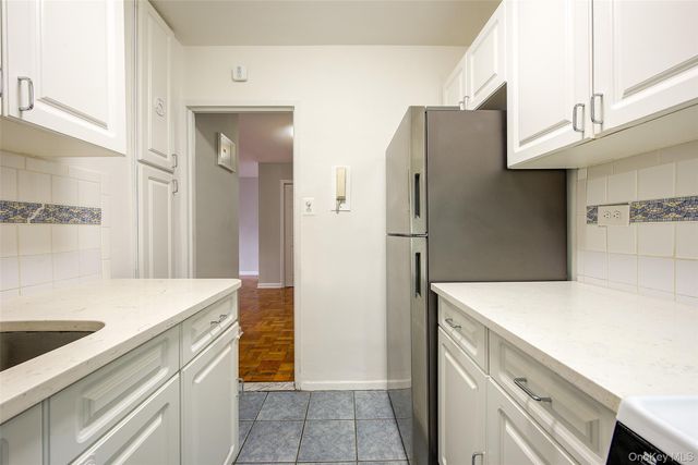 102-10 66th Road 26K, Forest Hills, NY 11375