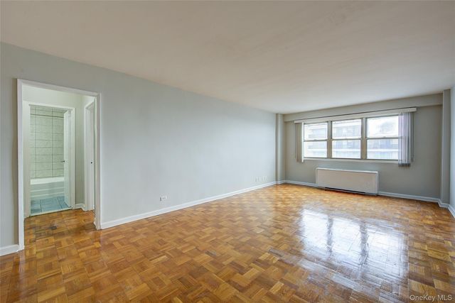 102-10 66th Road 26K, Forest Hills, NY 11375