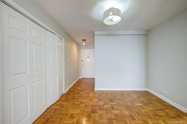 102-10 66th Road 26K, Forest Hills, NY 11375
