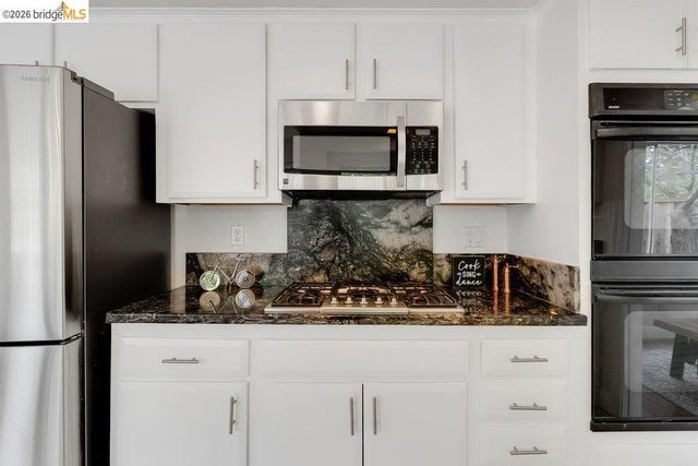 139 Farragut Street, Hercules, CA 94547