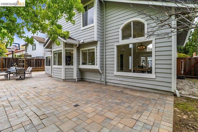 139 Farragut Street, Hercules, CA 94547