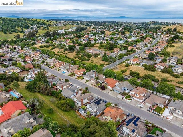 139 Farragut Street, Hercules, CA 94547