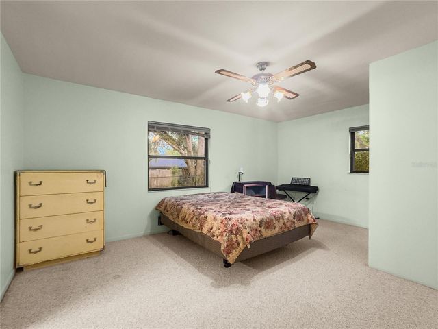 1912 SE 169TH COURT, Silver Springs, FL 34488