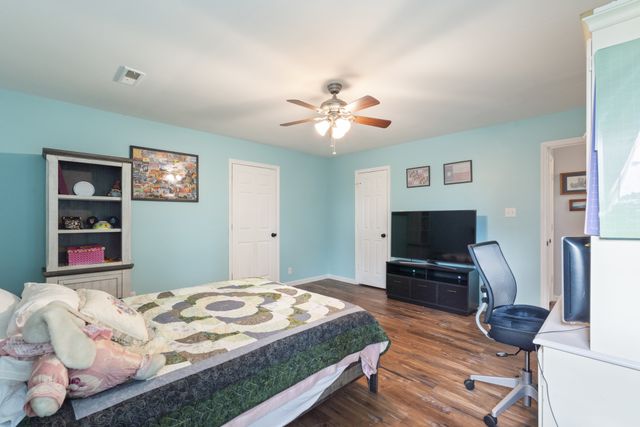 1510 Chestnut Cove Rd, Chapel Hill, TN 37034