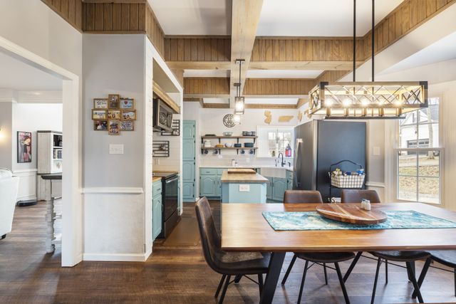 1510 Chestnut Cove Rd, Chapel Hill, TN 37034