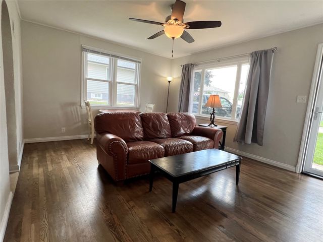 314 E 14th Street N, Newton, IA 50208