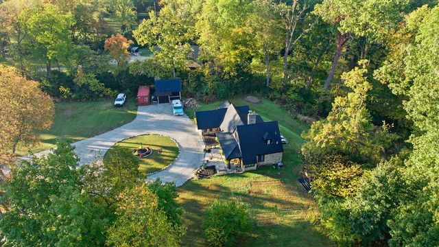 1614 Cedar Point Drive, Niles, MI 49120