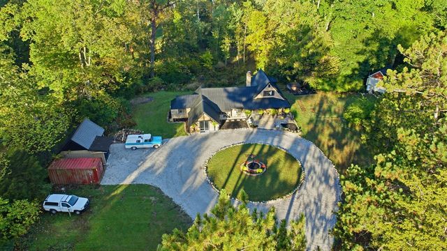 1614 Cedar Point Drive, Niles, MI 49120