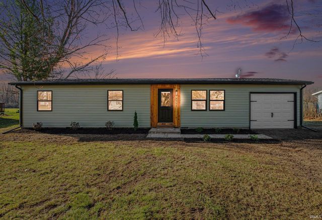 9565 E Wawasee Lane, Syracuse, IN 46567