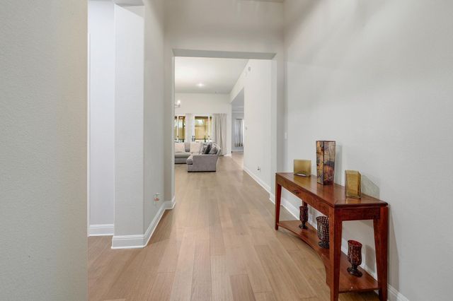 249 Axis LOOP, Georgetown, TX 78628