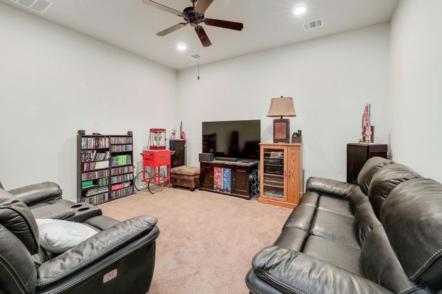 249 Axis LOOP, Georgetown, TX 78628