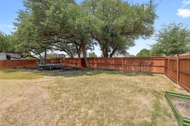 249 Axis LOOP, Georgetown, TX 78628