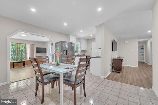 217 E RIDGEWOOD AVE, Galloway, NJ 08205