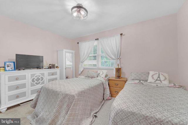 217 E RIDGEWOOD AVE, Galloway, NJ 08205