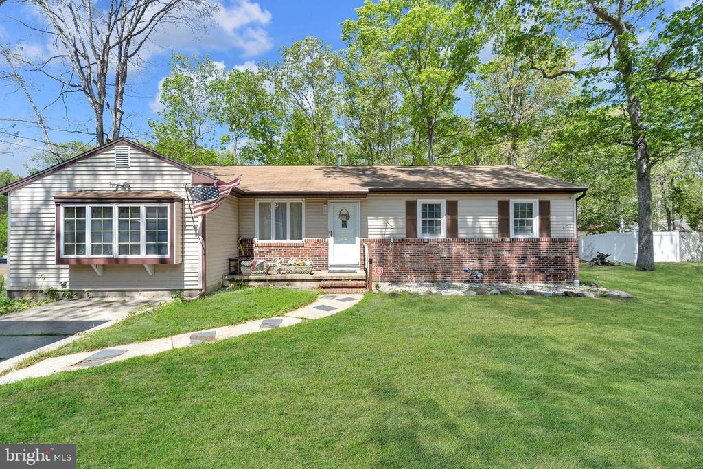 217 E RIDGEWOOD AVE, Galloway, NJ 08205