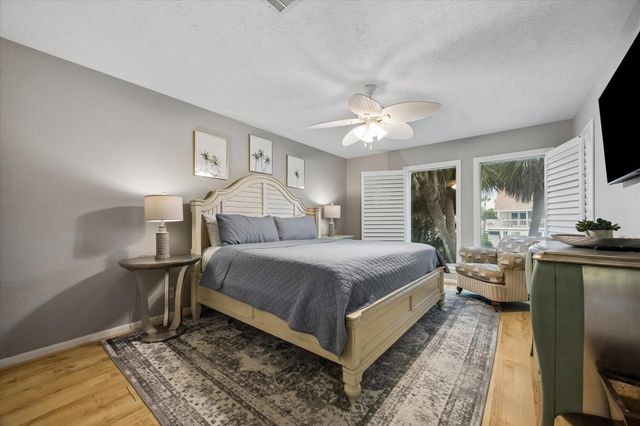 4119 Pirates Alley, Galveston, TX 77554