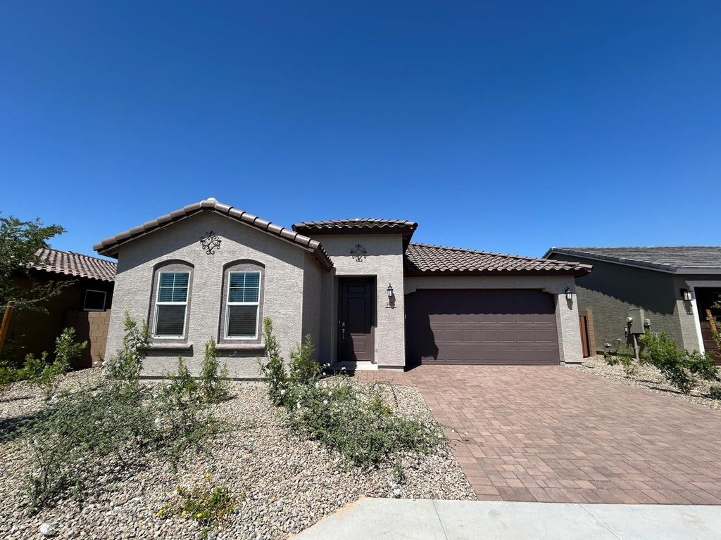 5974 N 192nd Drive, Litchfield Park, AZ 85340