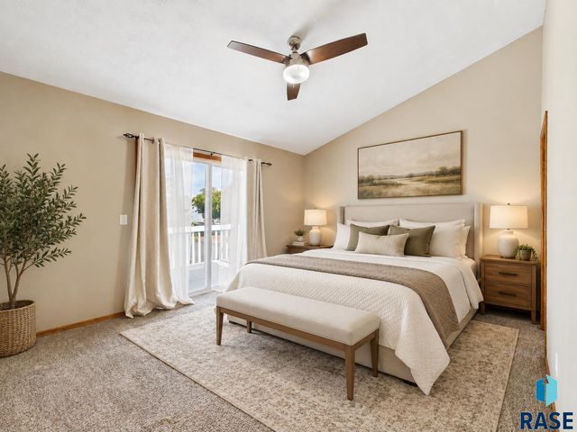 4804 S Samantha Dr Drive, Sioux Falls, SD 57106