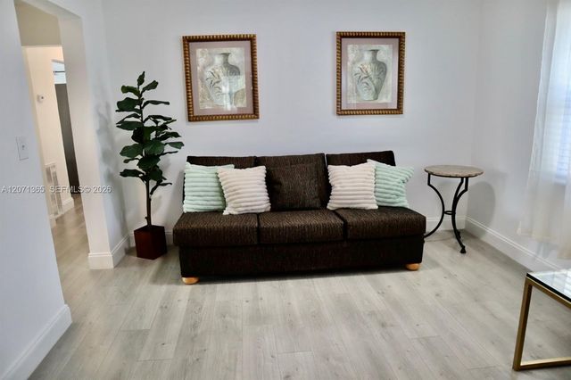 1112 11th Street, West Palm Beach, FL 33401