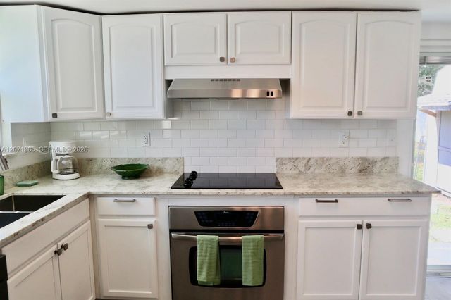 1112 11th Street, West Palm Beach, FL 33401