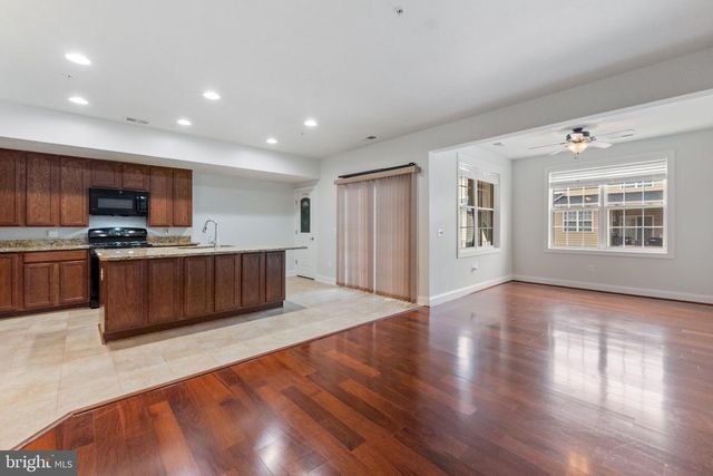 2278 MARGRAF CIR, Woodbridge, VA 22191
