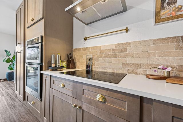 7019 Oak Lane, Fulshear, TX 77406