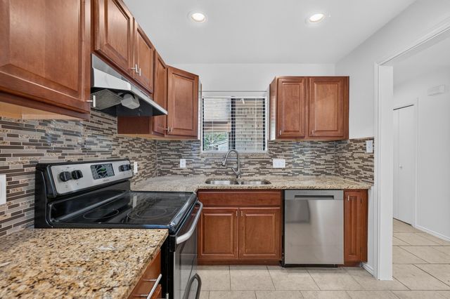 11805 Bell Ave A, Austin, TX 78759