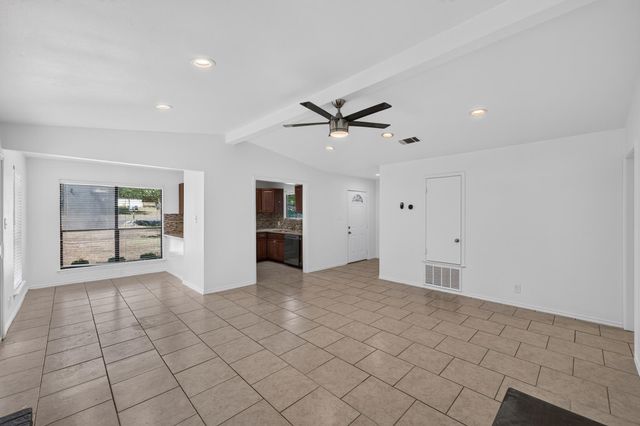 11805 Bell Ave A, Austin, TX 78759