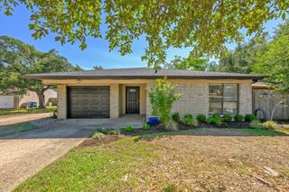11805 Bell Ave A, Austin, TX 78759