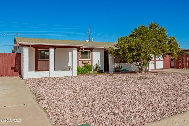 7320 W CINNABAR Avenue, Peoria, AZ 85345