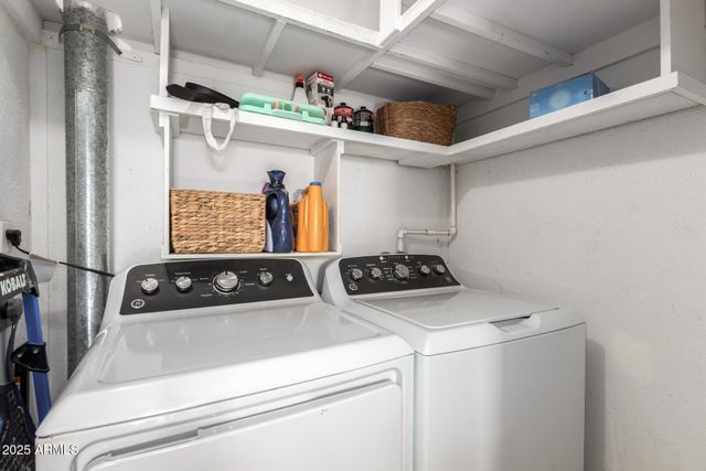 7320 W CINNABAR Avenue, Peoria, AZ 85345