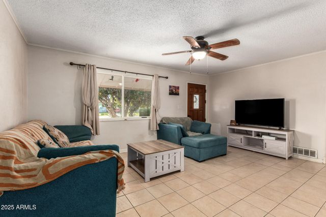 7320 W CINNABAR Avenue, Peoria, AZ 85345