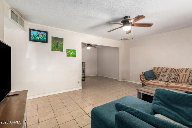 7320 W CINNABAR Avenue, Peoria, AZ 85345