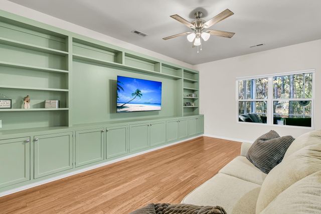 1026 Bennington Drive, Charleston, SC 29492