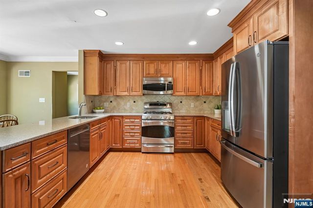 288 Wales Avenue, River Edge, NJ 07661