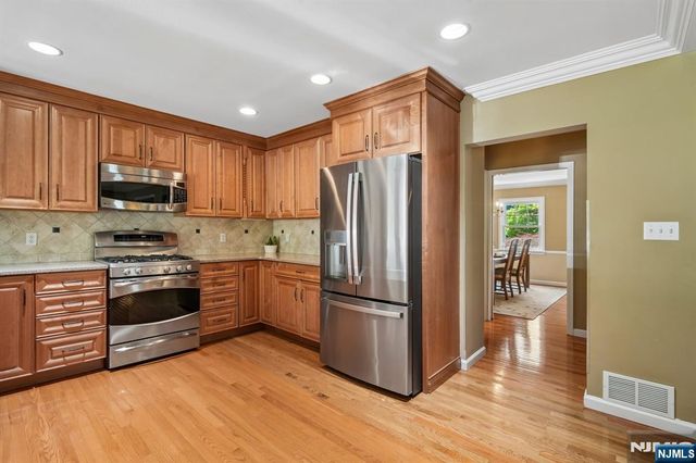 288 Wales Avenue, River Edge, NJ 07661