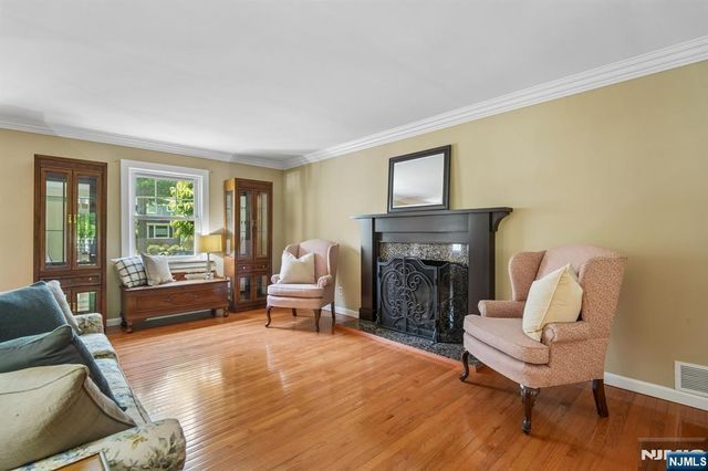 288 Wales Avenue, River Edge, NJ 07661