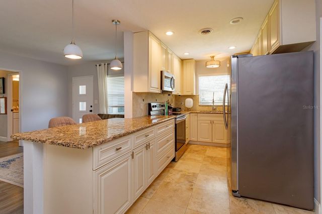 1105 STRATHMORE DRIVE, Orlando, FL 32806