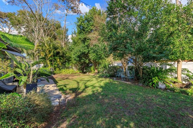 1105 STRATHMORE DRIVE, Orlando, FL 32806