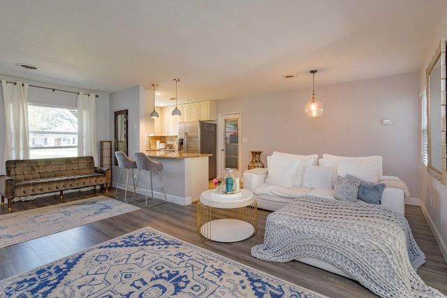 1105 STRATHMORE DRIVE, Orlando, FL 32806