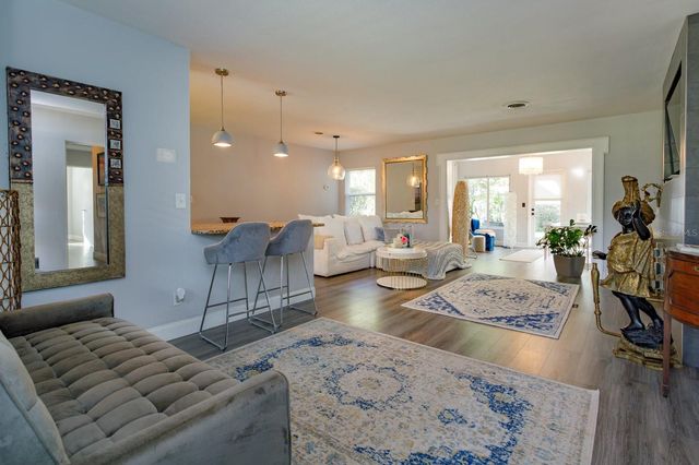 1105 STRATHMORE DRIVE, Orlando, FL 32806