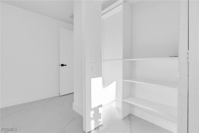 356 New York DR, Fort Myers, FL 33905