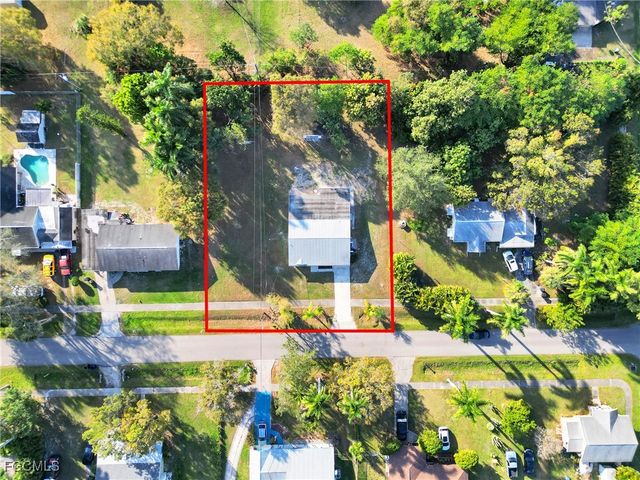 356 New York DR, Fort Myers, FL 33905