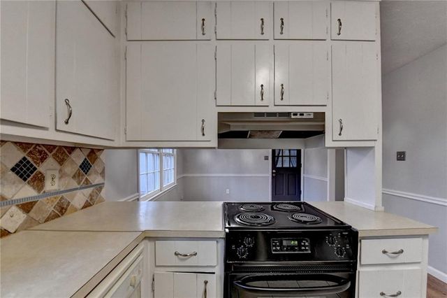 493 Tracy Court, Lawrenceville, GA 30046