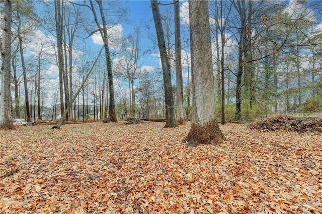 493 Tracy Court, Lawrenceville, GA 30046