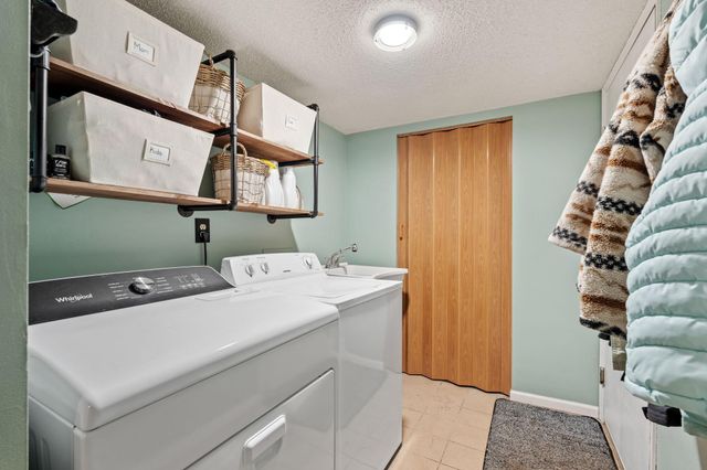 14207 Hibiscus Court, Apple Valley, MN 55124