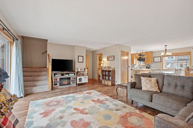 14207 Hibiscus Court, Apple Valley, MN 55124