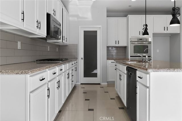 35611 Desert Rose Way, Lake Elsinore, CA 92352