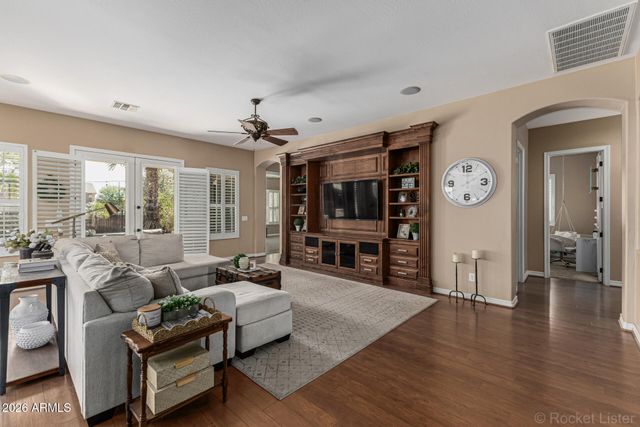 1397 E GLACIER Place, Chandler, AZ 85249