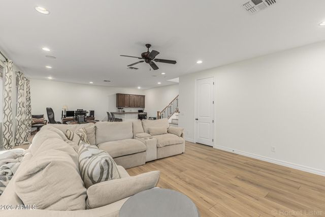 1397 E GLACIER Place, Chandler, AZ 85249